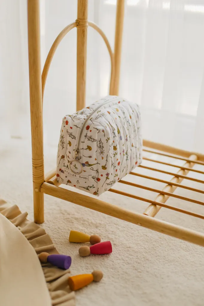 atelier-babbi-anne-bebek-cantasi-100-organik-pamuk-ilkbahar-2162.webp